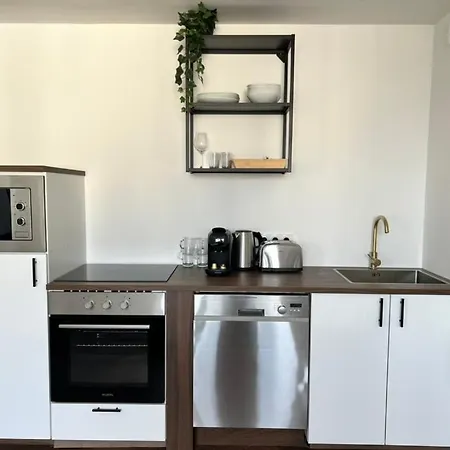 La - King Bed - Spacieux - Calme Apartment